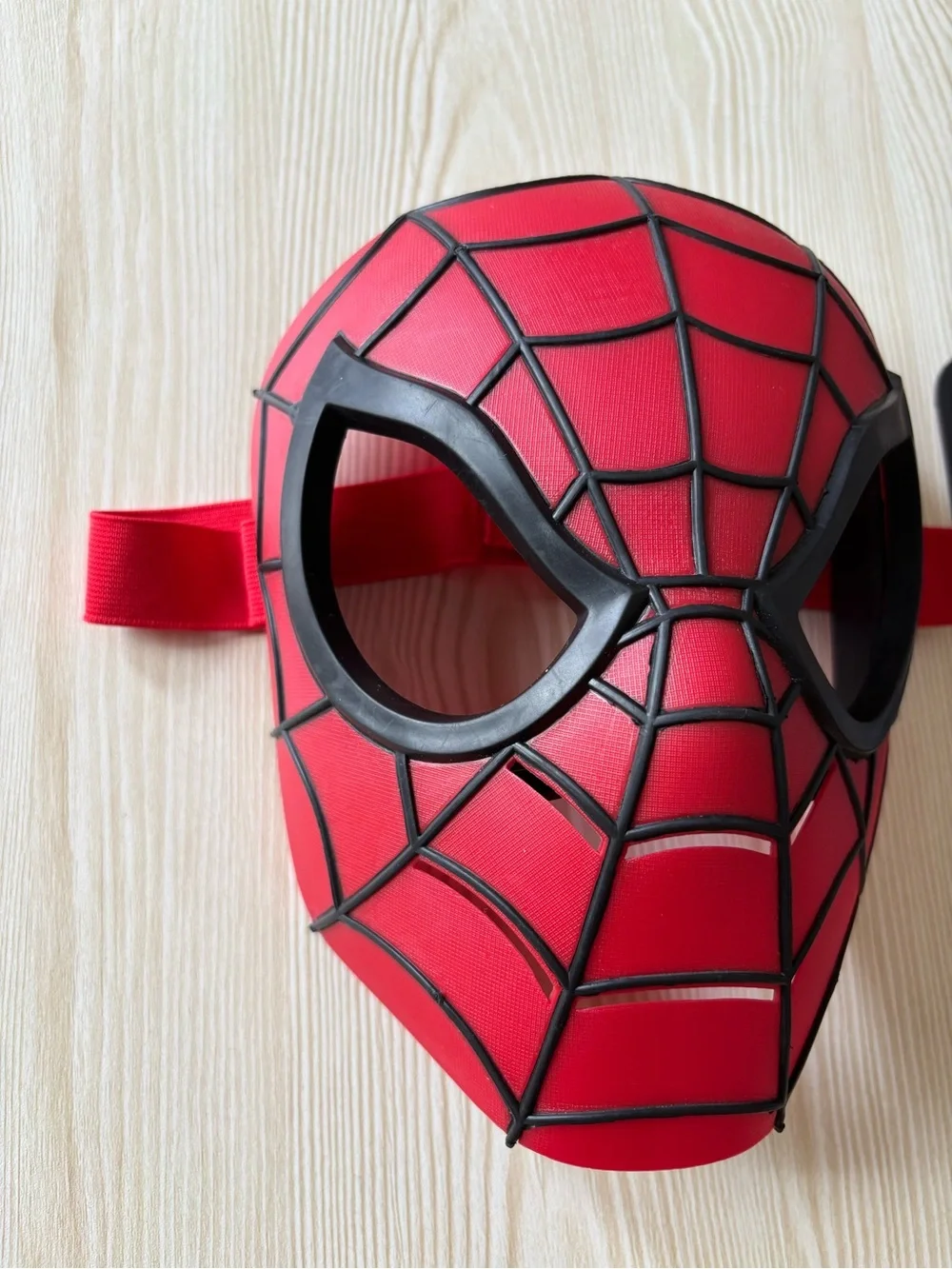 Marvel Hasbro Spider-Man Superhero Youth Kids Mask Adjustable Back Halloween